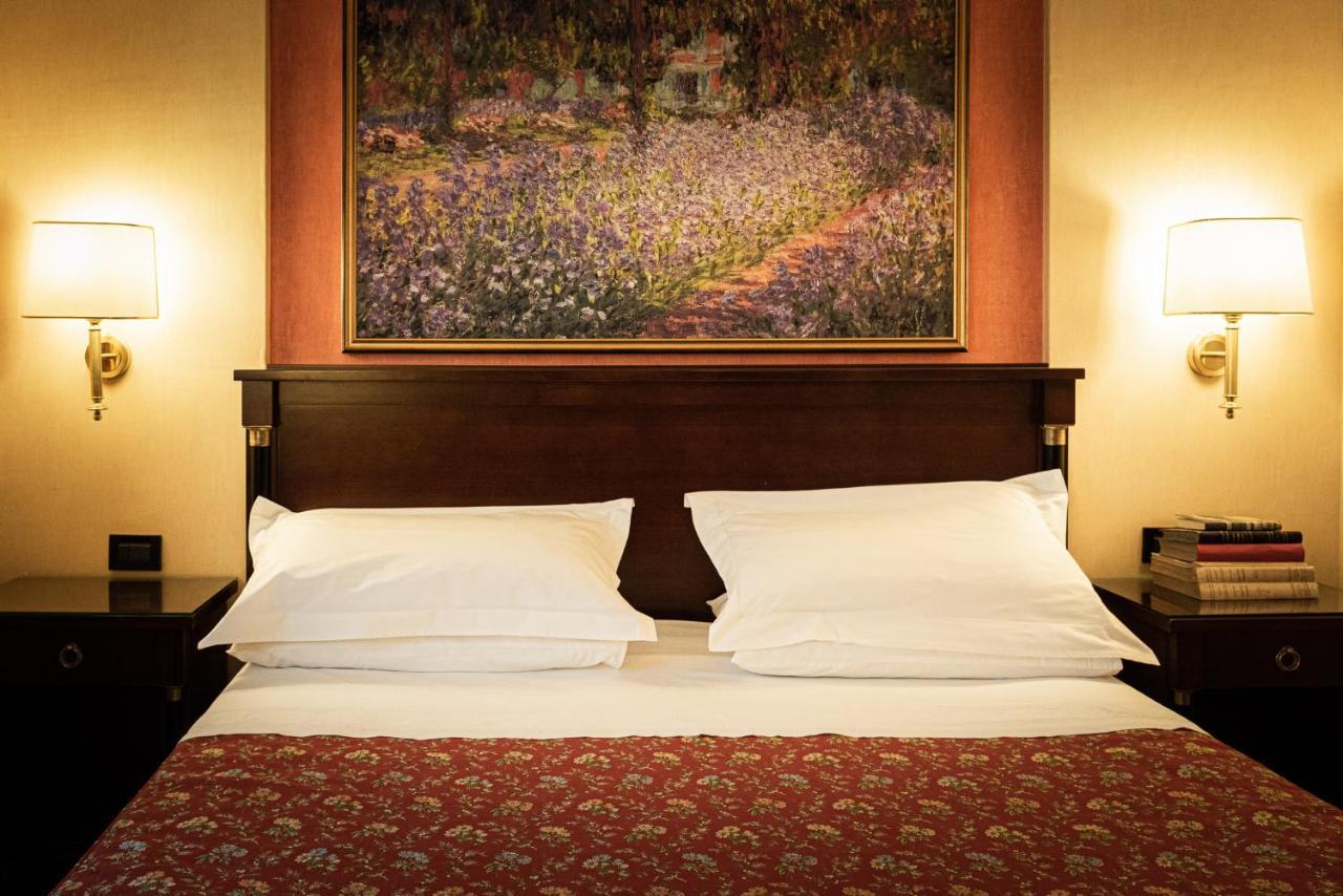 Hotel Petite Fleur Рокказаро Экстерьер фото